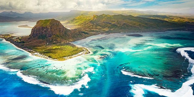 Mauritius waterfalls aerial tour (3)